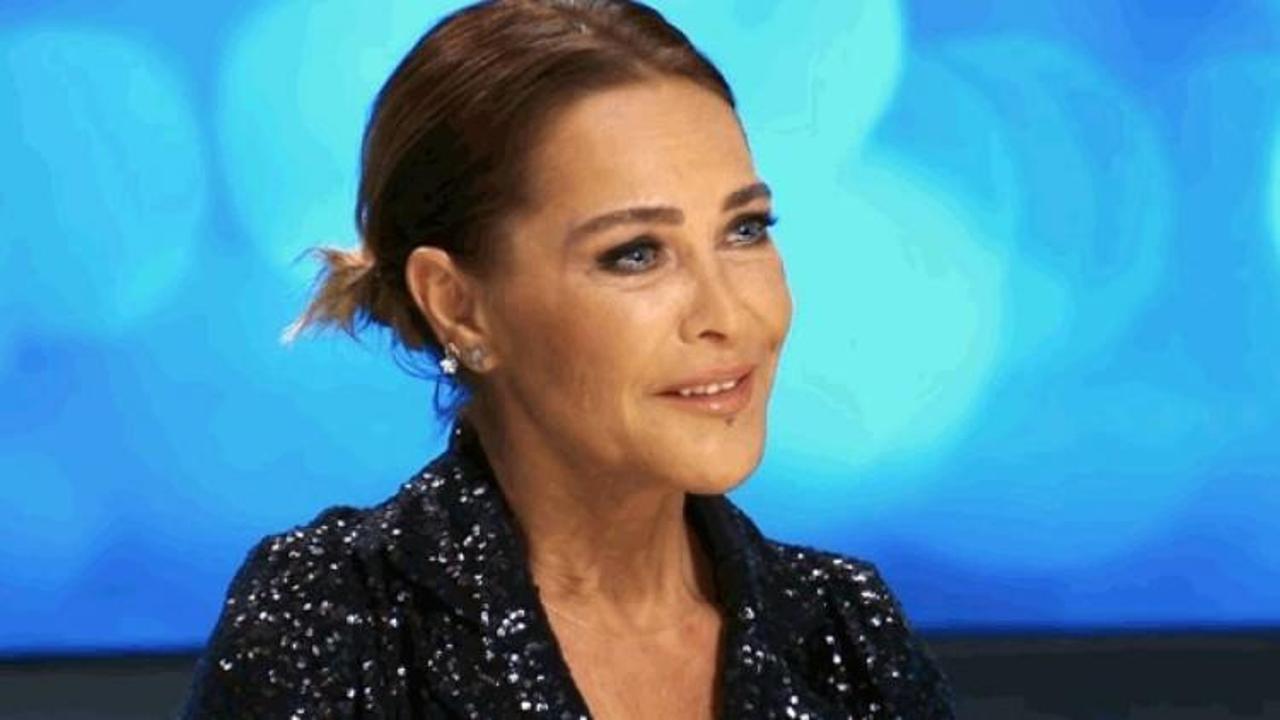 Hülya Avşar: "Evlerine temizliğe giderim!"