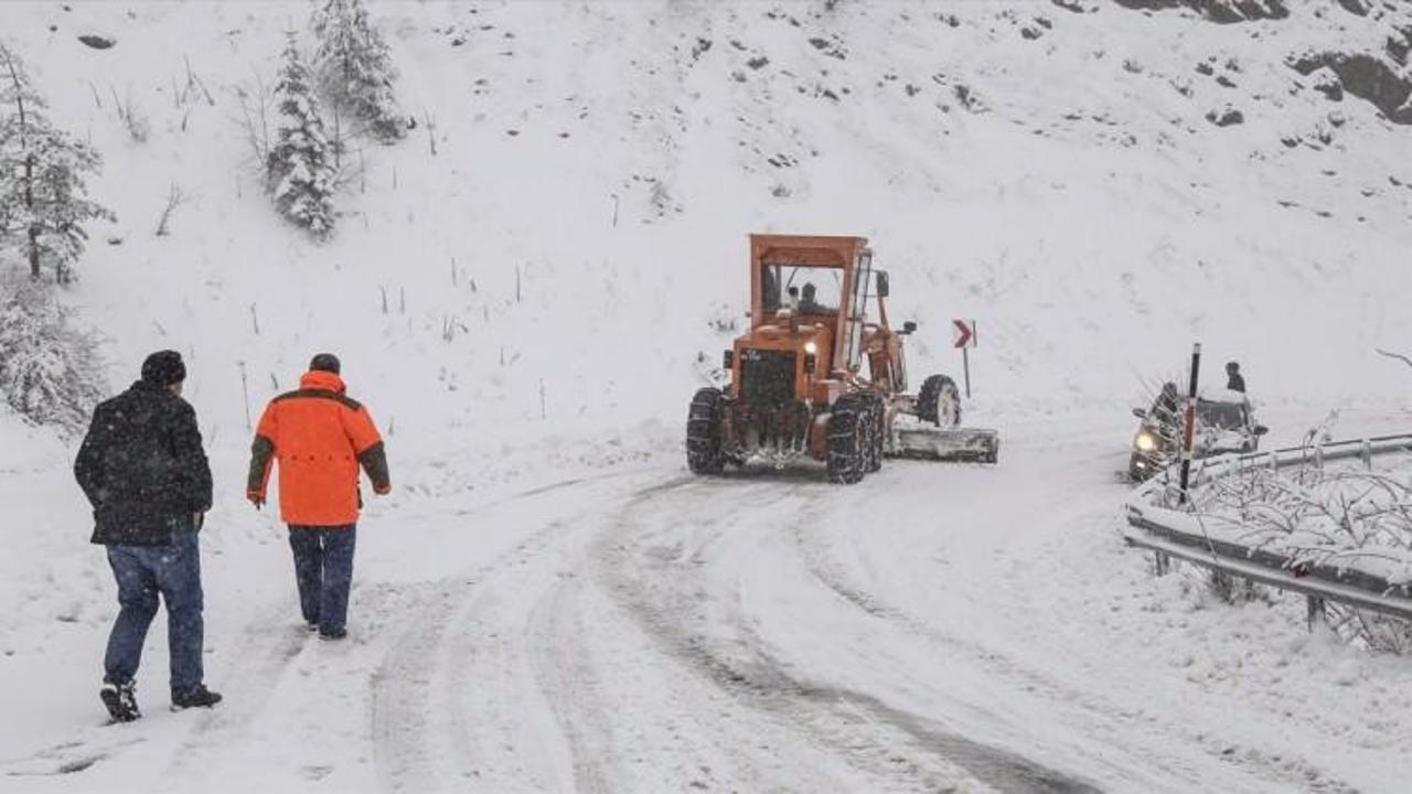 Kastamonu'da 81 köy yolu ulaşıma kapandı