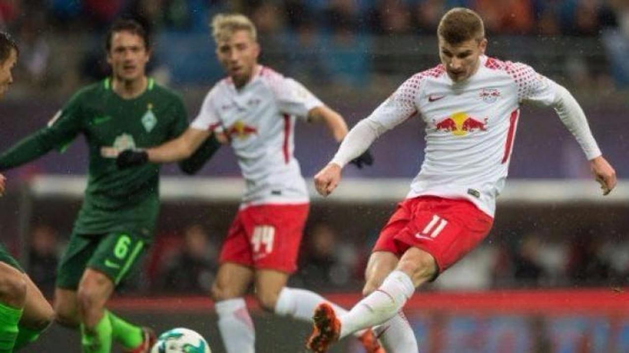 Leipzig üç puanı iki golle aldı