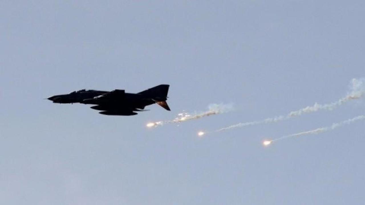 Suriye’de hava saldırısı: 19 ölü