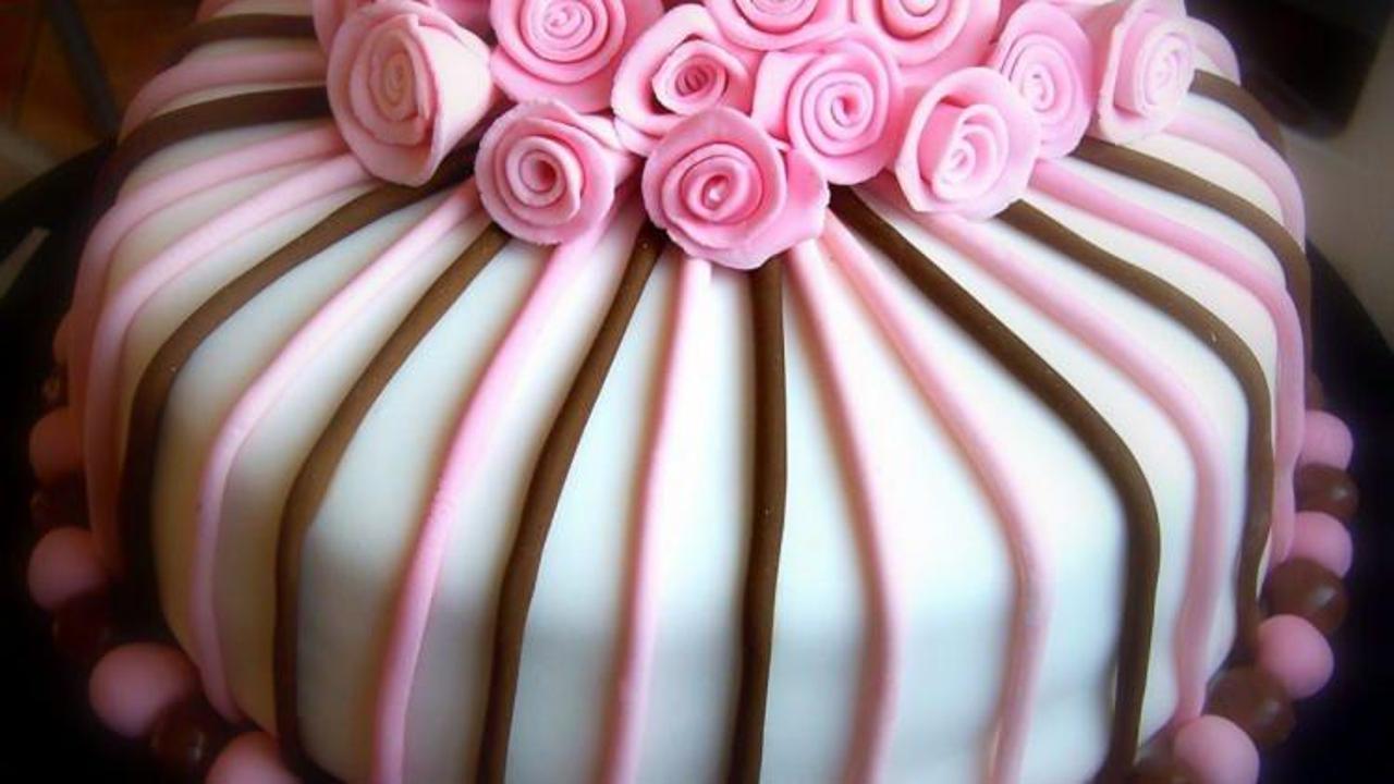 Doğum g&uuml;n&uuml; men&uuml;s&uuml; nasıl hazırlanır? 