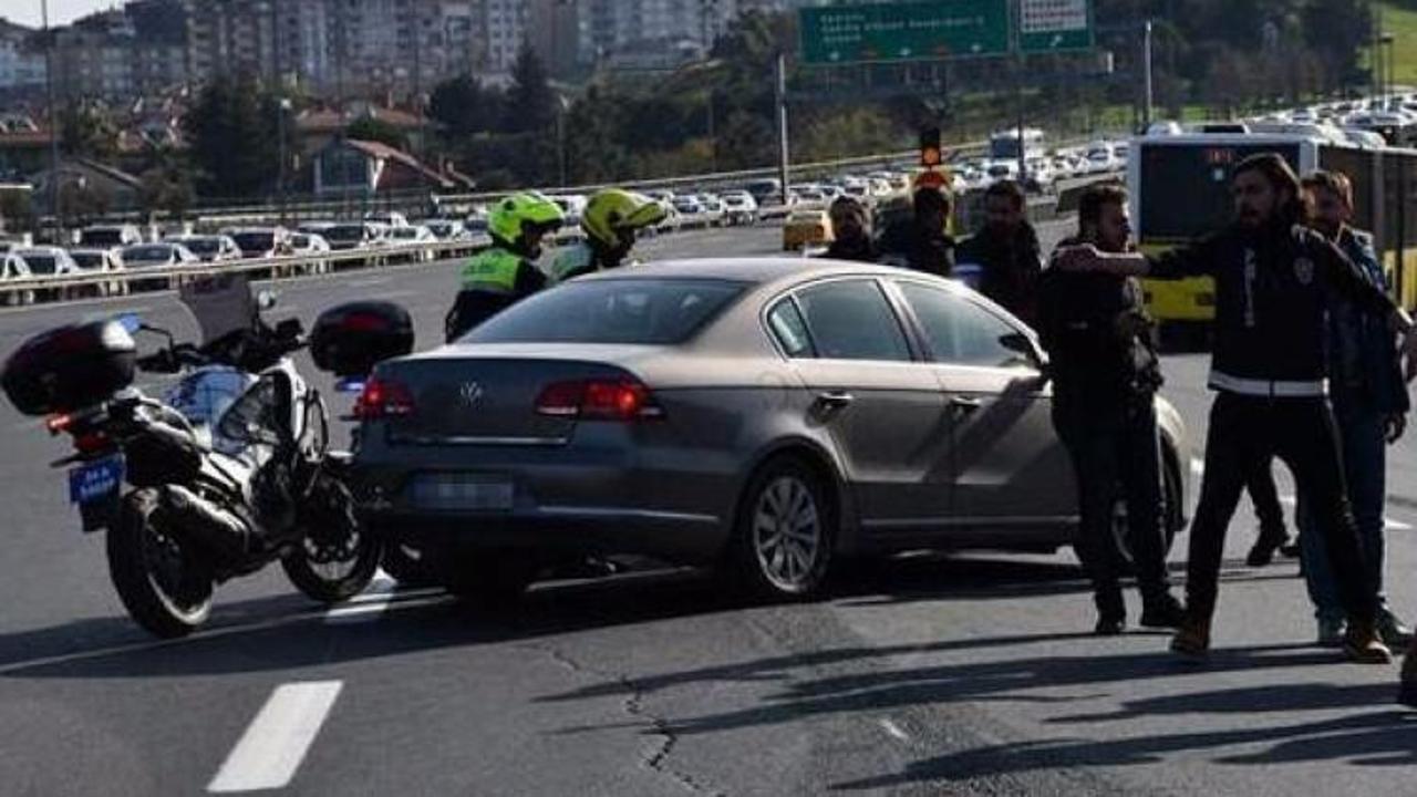 Etkinliğe tepki g&ouml;steren s&uuml;r&uuml;c&uuml;ye ceza!