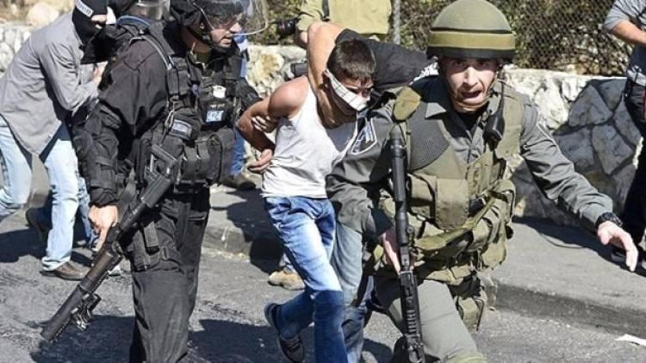 İsrail polisi yine kadın-çocuk dinlemedi