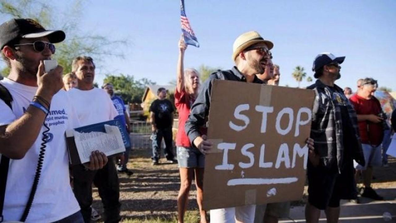 Polonya'da İslam kültür merkezine saldırı