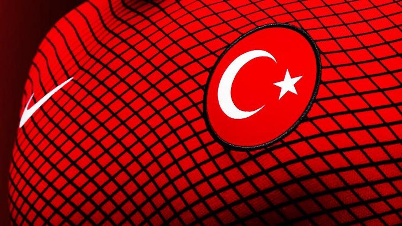 Türk futbolu tarihi eşikten geçiyor!