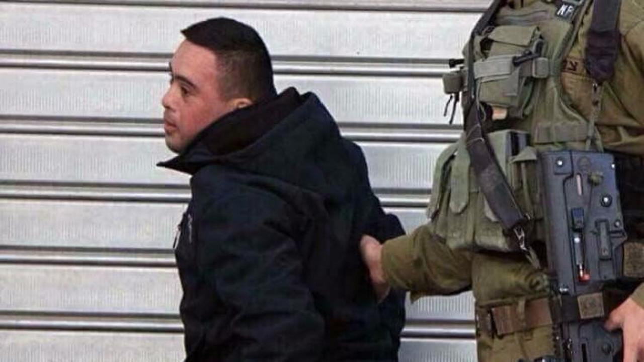 Down sendromlu Filistinli gence gözaltı