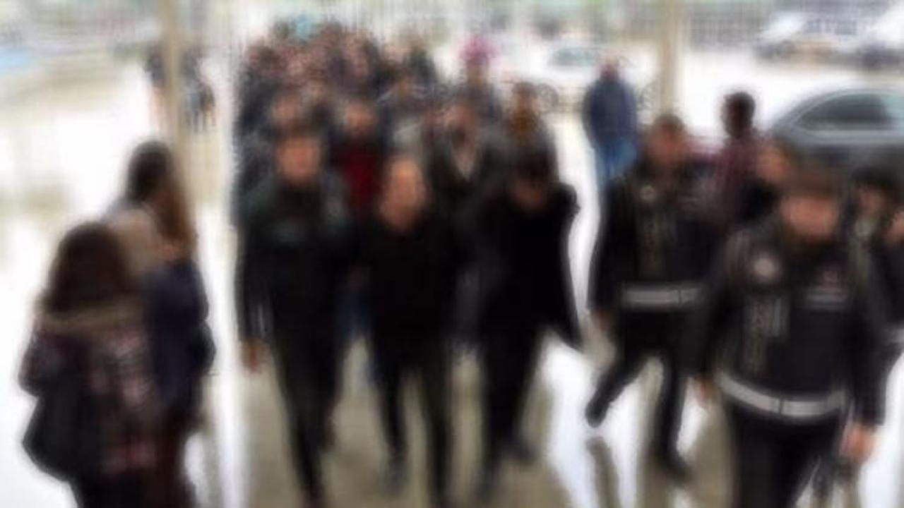 FET&Ouml; operasyonu: 13 asker tutuklandı