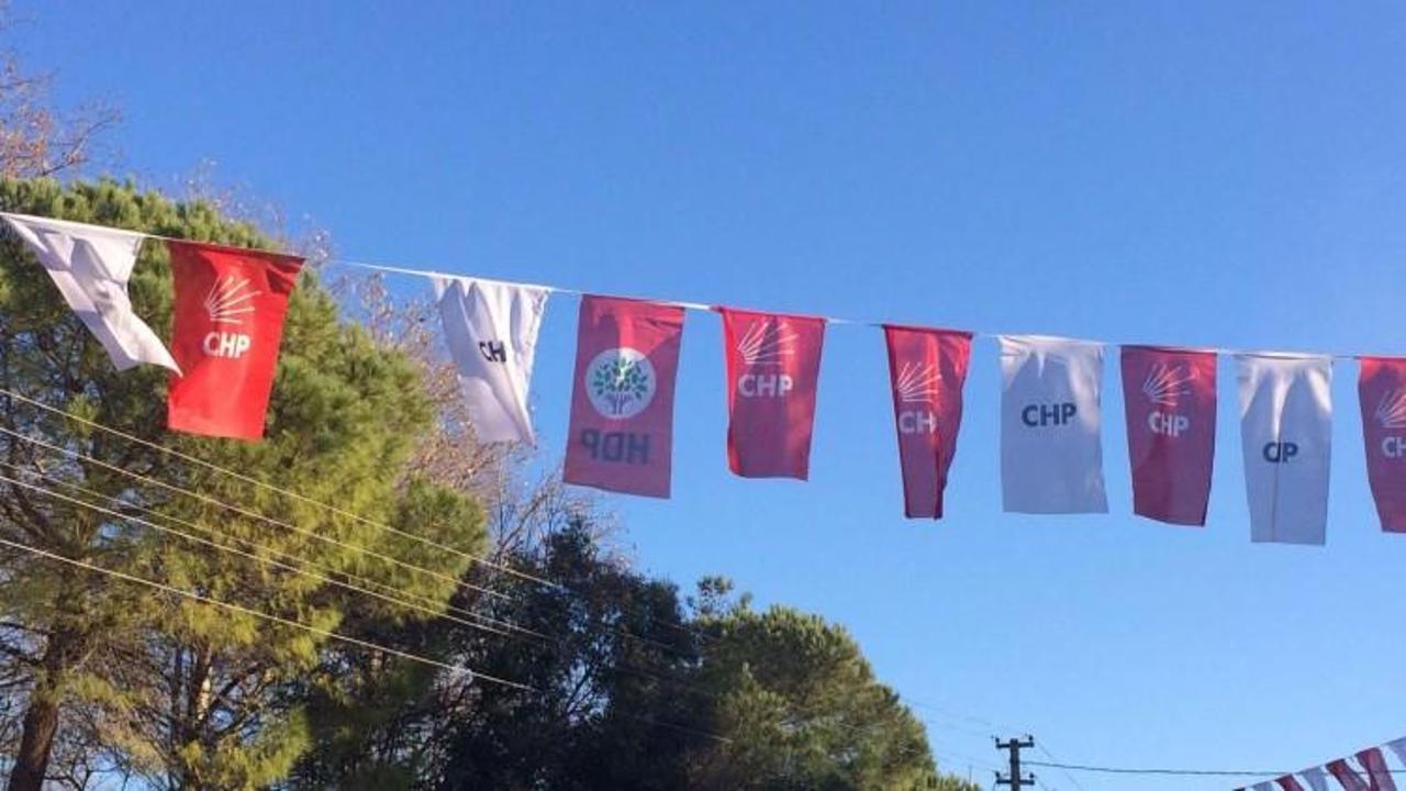 CHP ve HDP bayrağı yan yana!