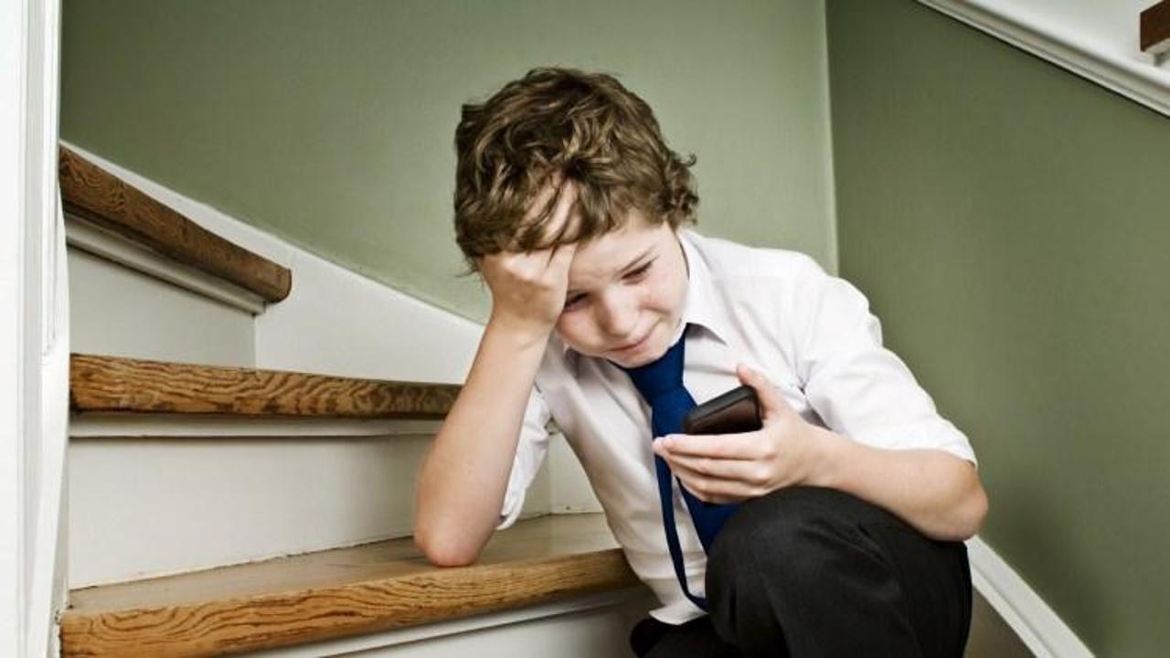Siber Zorbalık nedir? Çocuğunuz teknolojik şiddet görüyor olabilir...