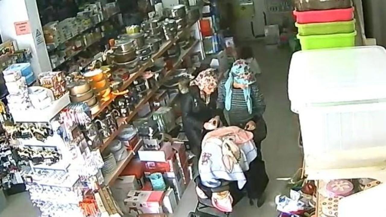 Bebek arabalı hırsızlar yakayı ele verdi!