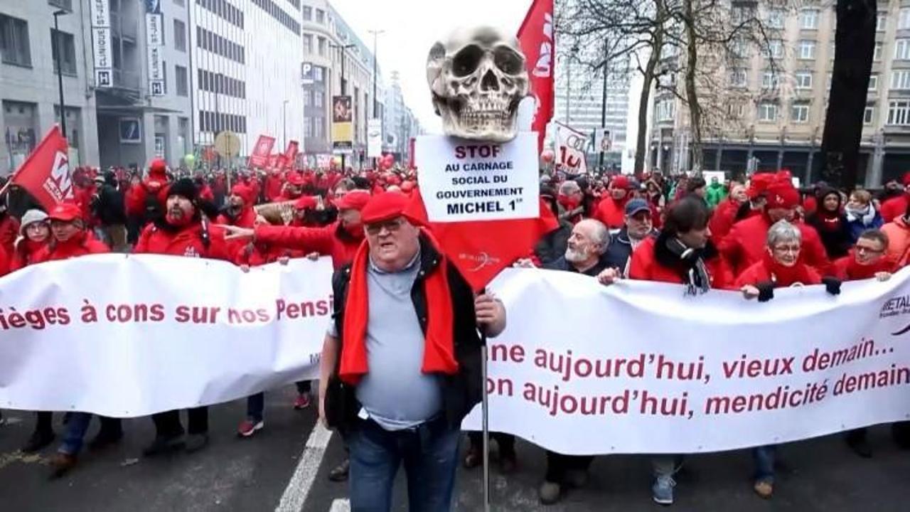 Belçika'da çalışanlardan "emeklilik" protestosu