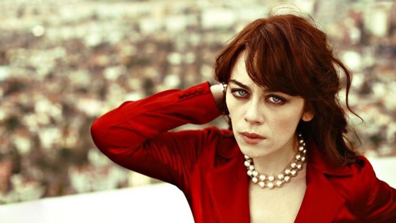 Demet Evgar 'Avlu'da oynayacak