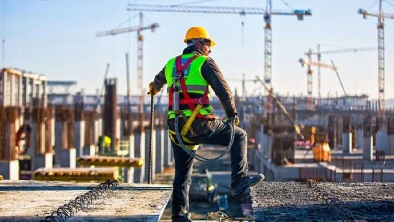 Kamuda &ccedil;alışan taşeron iş&ccedil;iler i&ccedil;in flaş karar