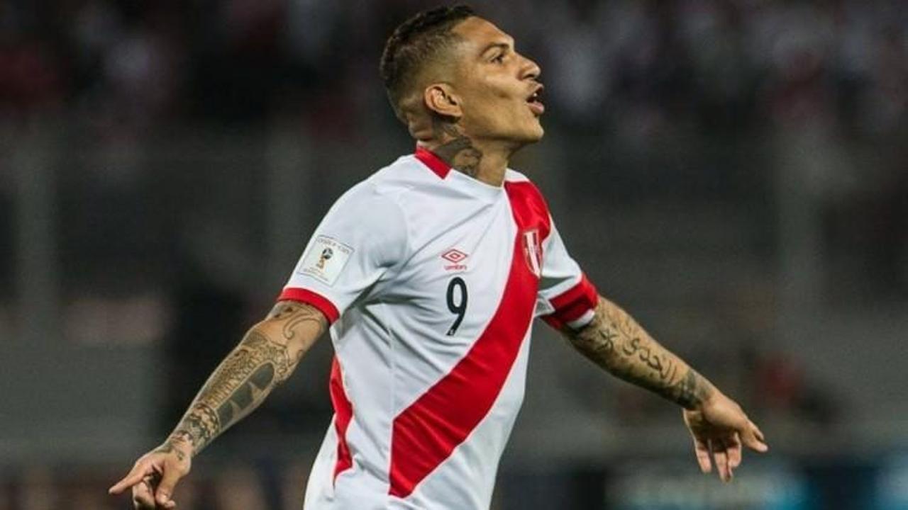 Peru'nun golcüsüne Dünya Kupası müjdesi!