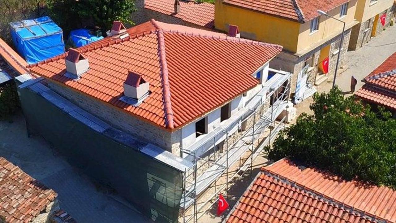 Çanakkale'de Atatürk Evi'ndeki restorasyon çalışmaları