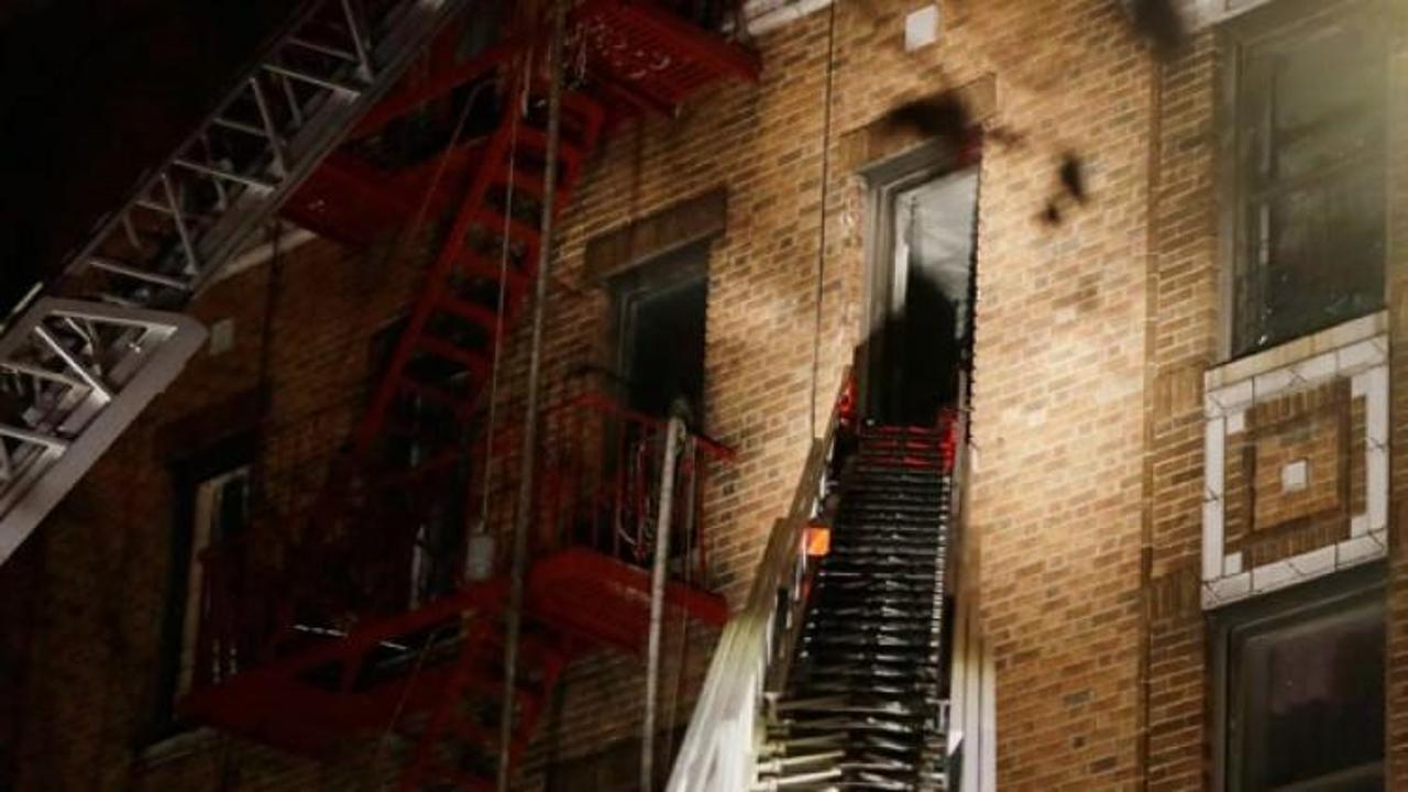 ABD New York'ta feci yangın! Diri diri yandılar