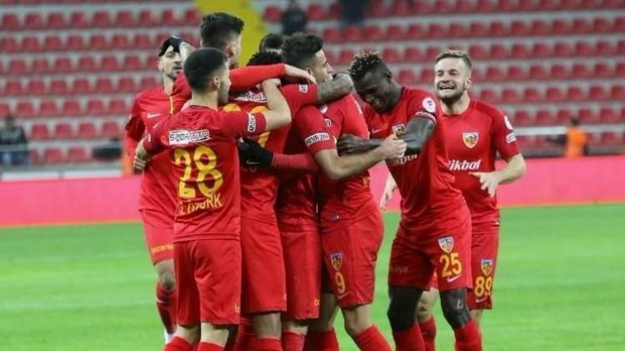 Kayseri'deki olaylı maçta 4 gol 2 kırmızı kart!