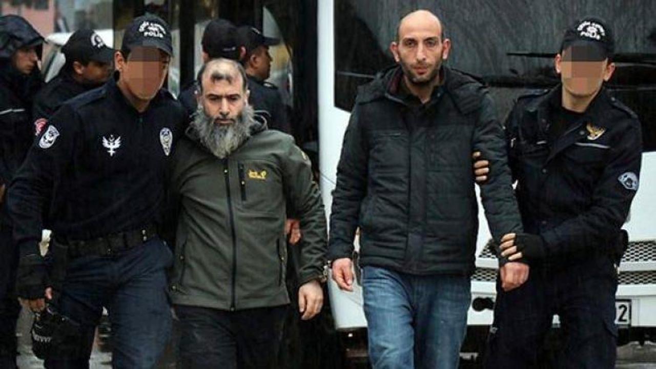 Adana'da Suriyeli eski polisler DEAŞ üyesi çıktı