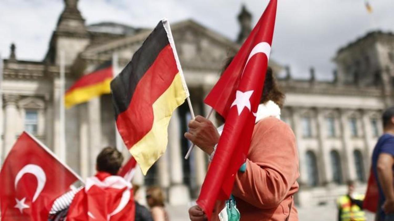 Almanya'dan büyük skandal Türkiye'ye şart koştular