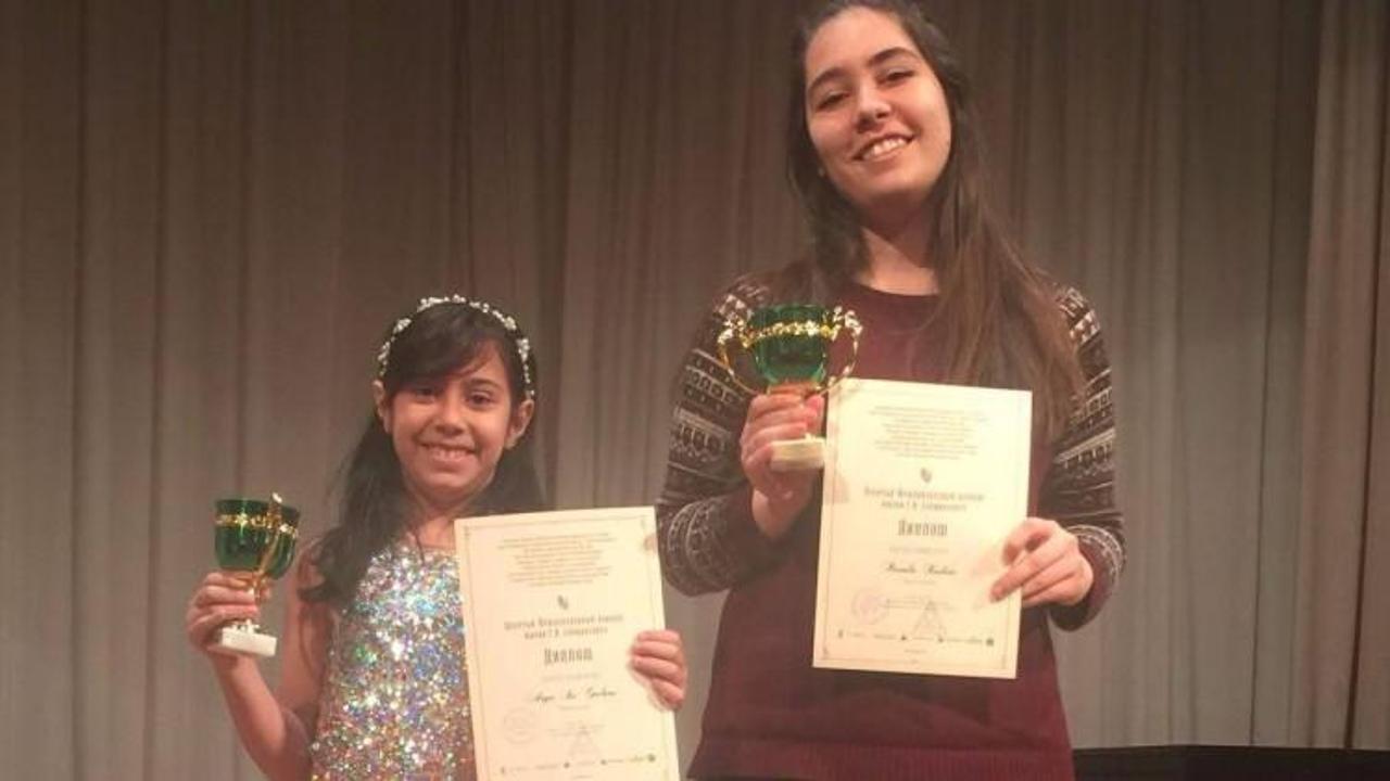 2 Türk kızı Rusya'yı salladı! 