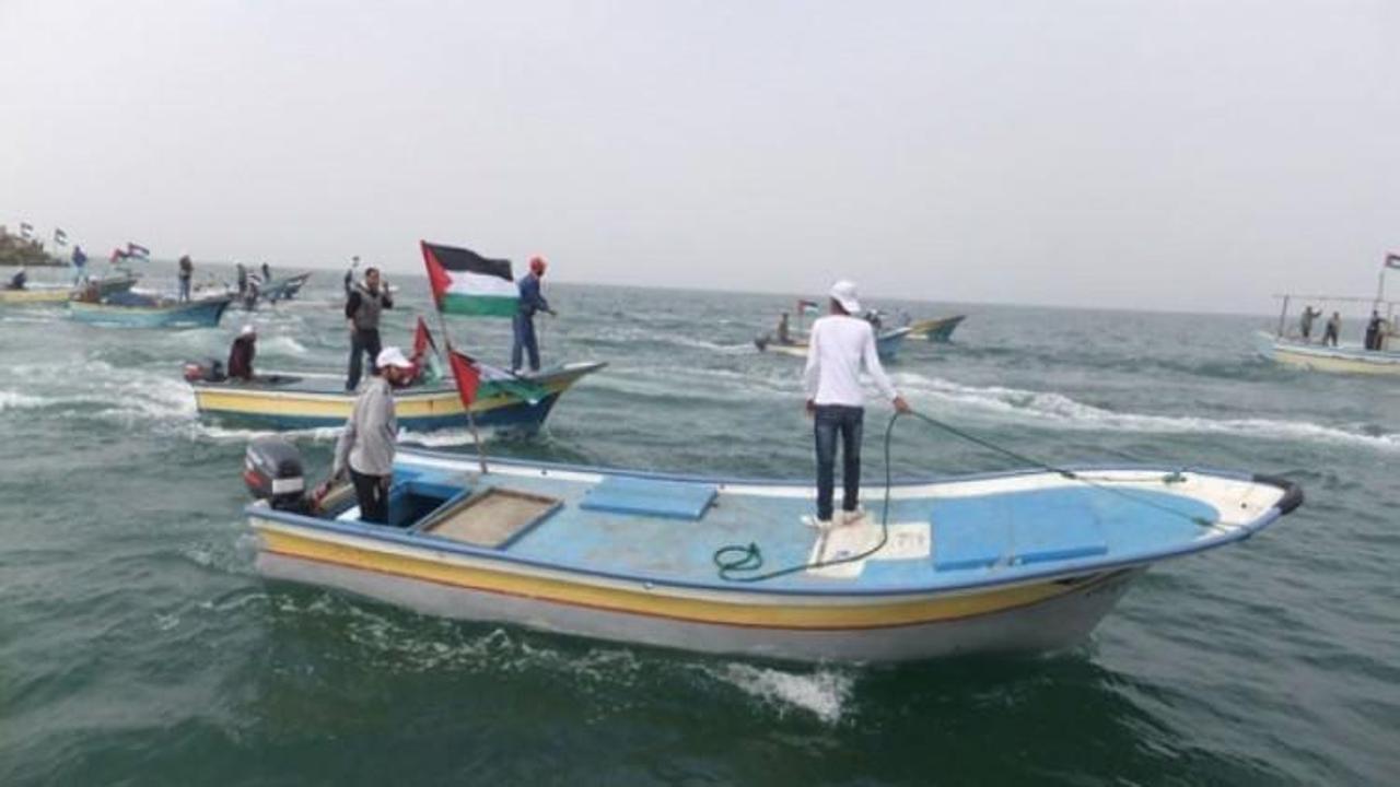 İsrail, balıkçıları gözaltına aldı