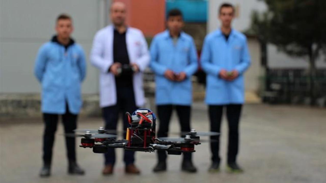 Liseli &ouml;ğrenciler yaptı! 85 km hıza ulaşıyor...