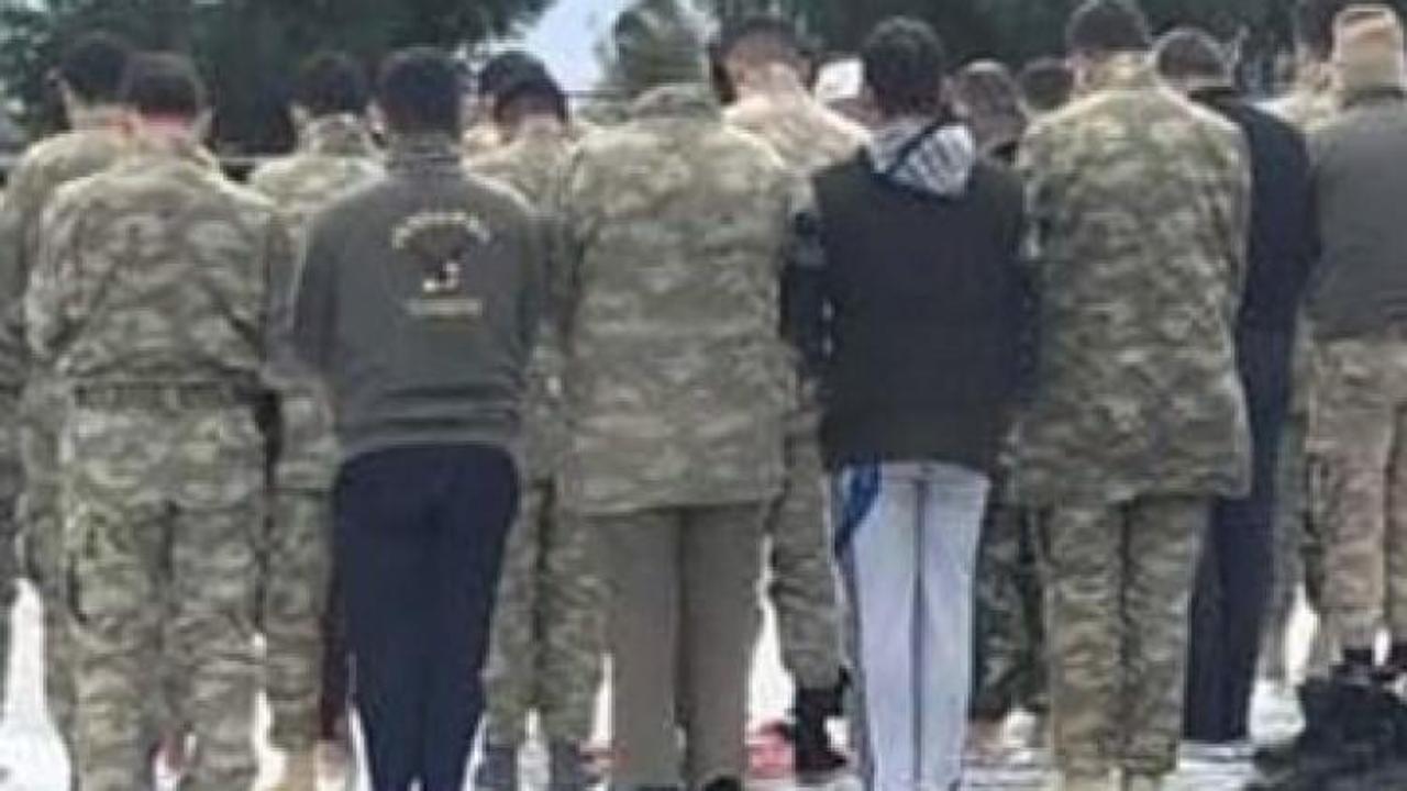 Afrin operasyonunda birlikler namaza durdu