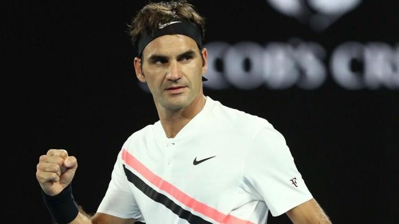 Federer set vermeden turladı