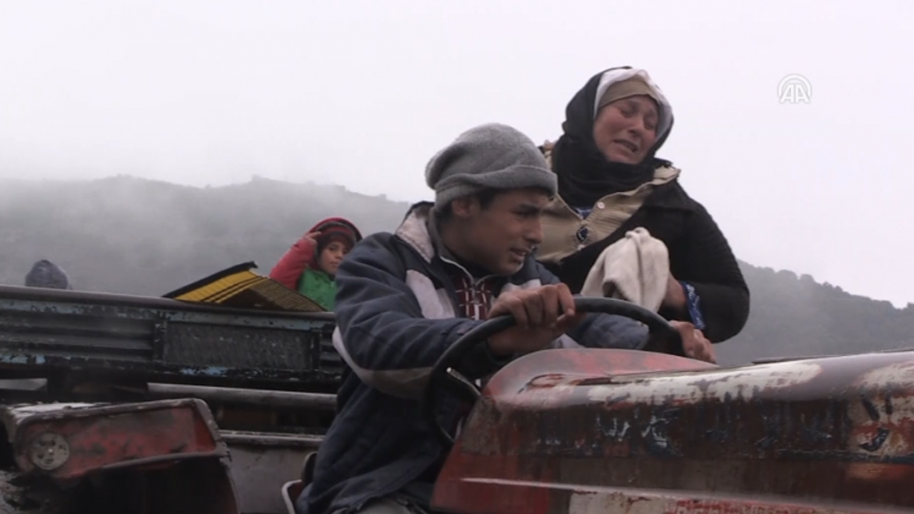 Afrin'in k&ouml;y&uuml;nde sevin&ccedil; g&ouml;zyaşları! 