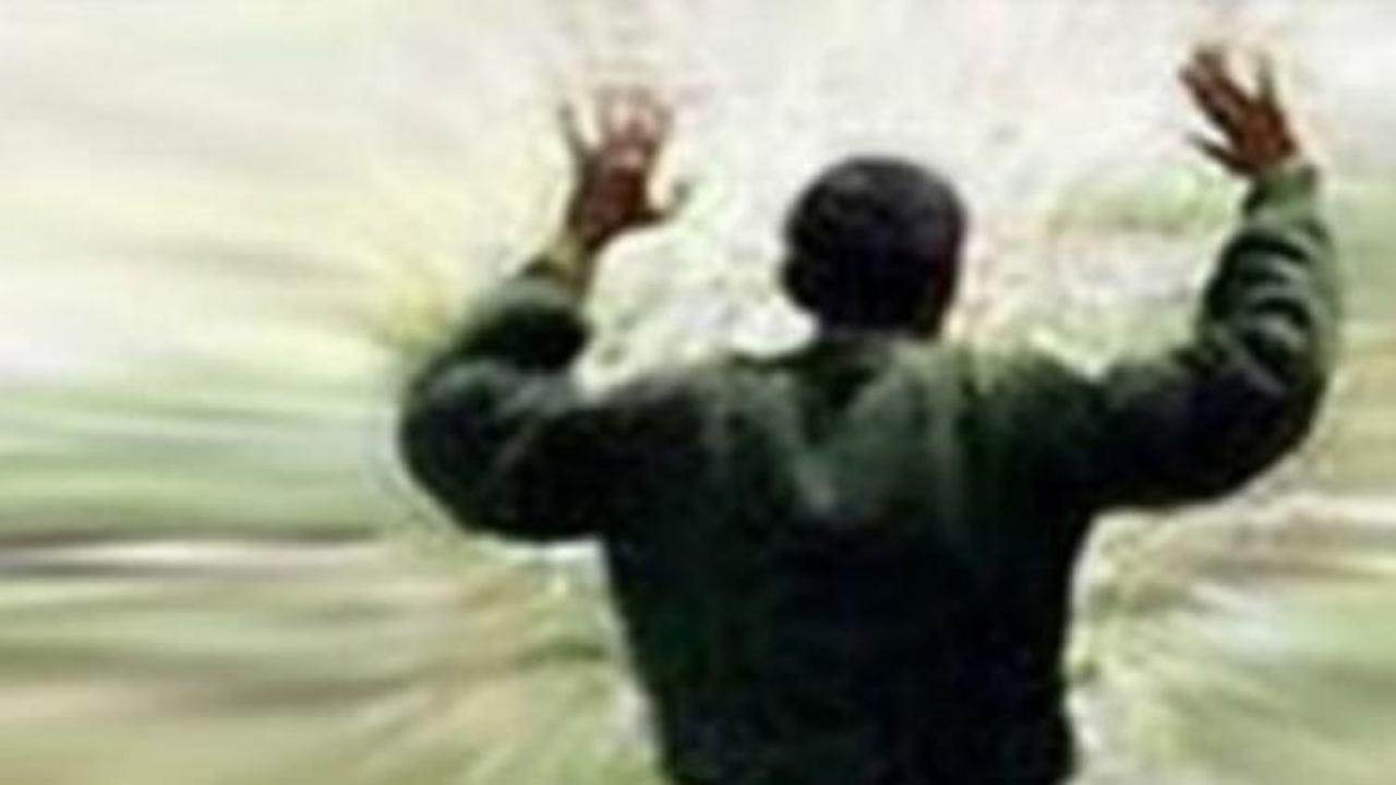 Ter&ouml;rist olmayı kabul etmedi T&uuml;rkiye'ye sığındı