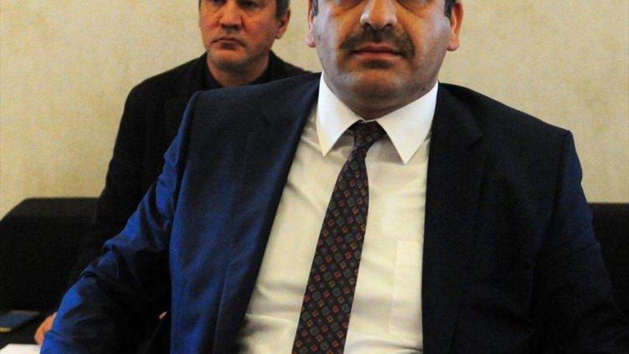 Kemer Belediye Meclisi'nde gerginlik