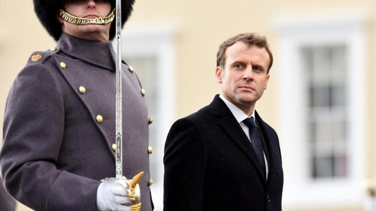 Fransa'da zorunlu askerlik tartışması
