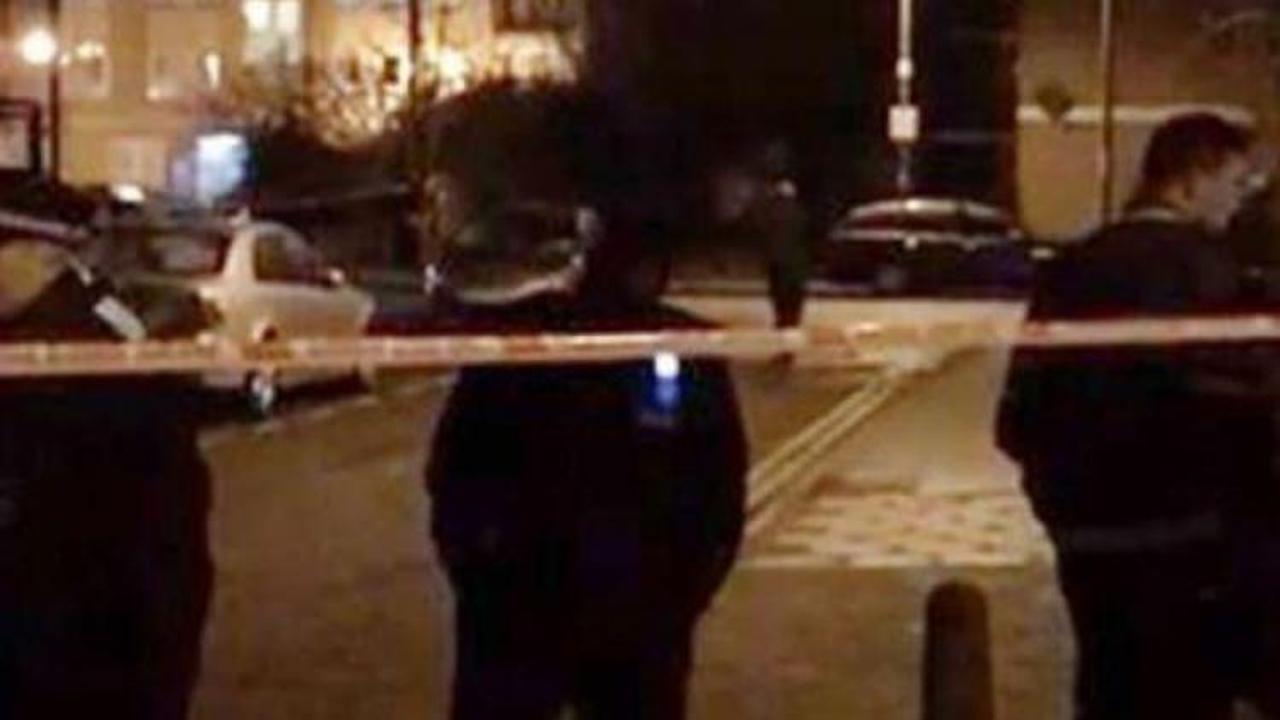 İngiltere'de bir Türk genci öldürüldü