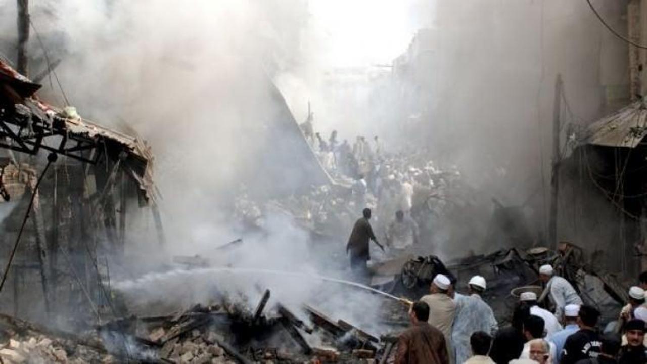  Pakistan’da patlama: Ölüler var