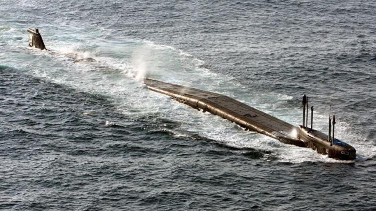 Rus denizaltıları İngiltere'nin zaafını gösterdi