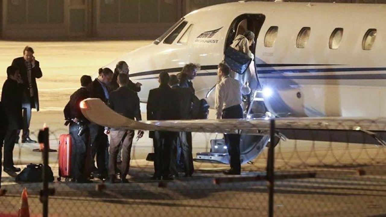 Tahliye edilen Deniz Yücel, Almanya'ya gitti 