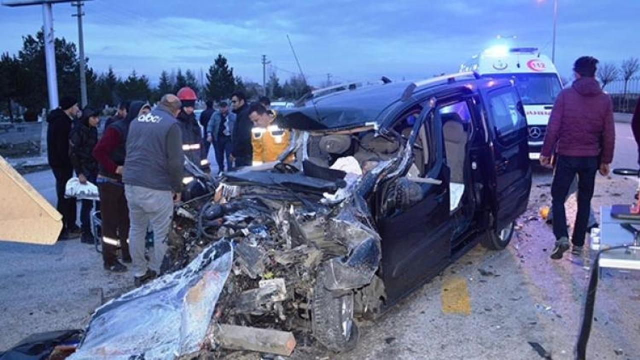 Ankara'da korkunç kaza: 4 ölü, 1 yaralı
