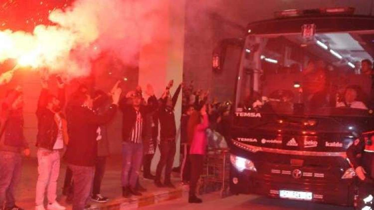 Beşiktaş kafilesi Konya'da coşkuyla karşılandı 