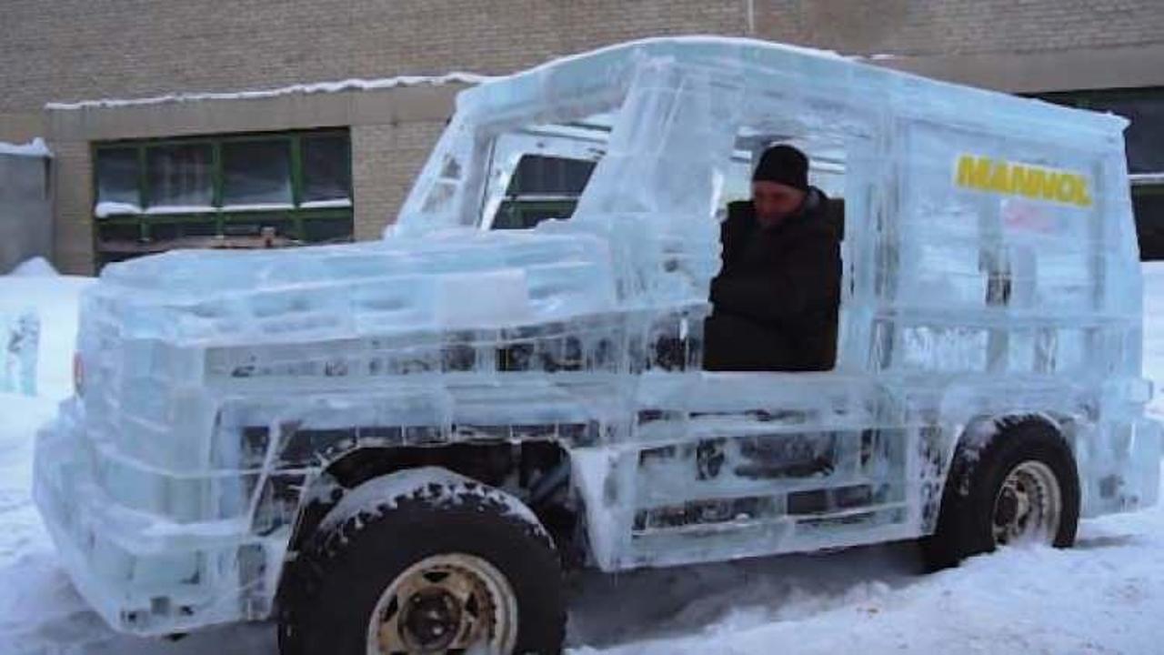 Buzdan Mercedes yaptı, trafiğe çıktı
