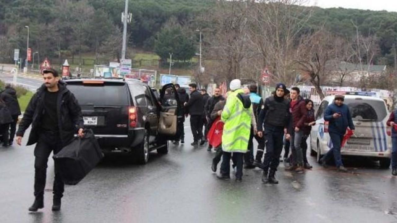 Cumhurbaşkanı Erdoğan konvoyunu iki kez durdurdu