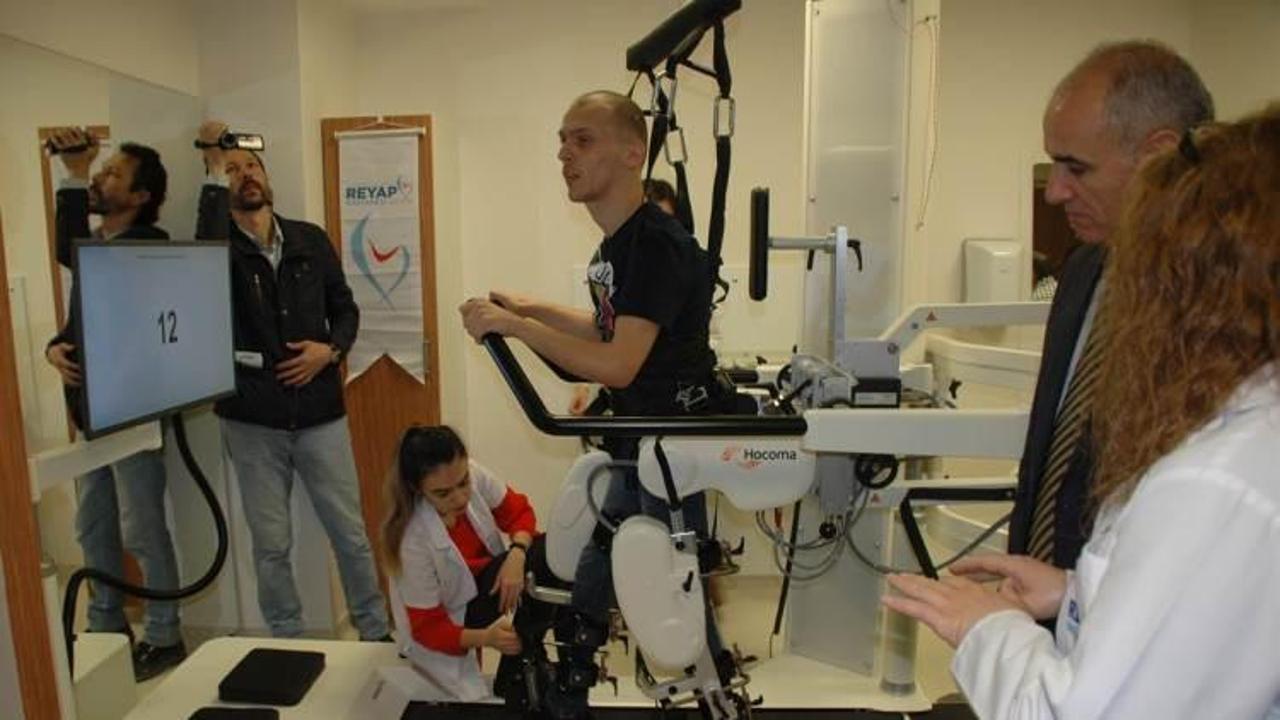 İlk adımı 22 yıl sonra attı!