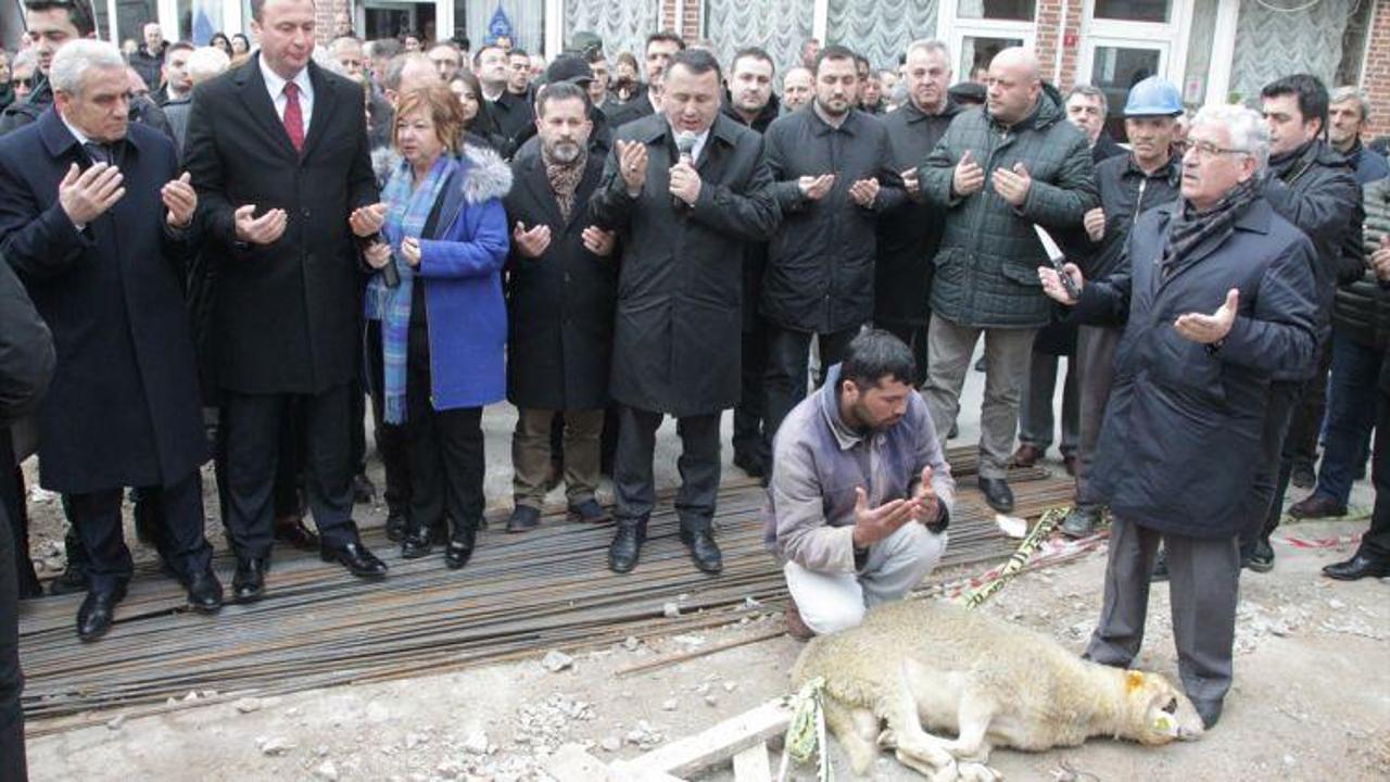 Türk Kızılayı Kırklareli Şube binasının temeli atıldı