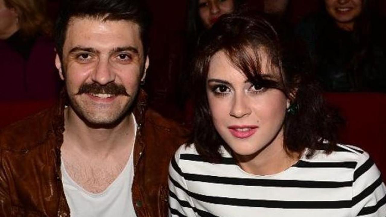 Şahin Irmak ve Asena Tuğal asans&ouml;rde mahsur kaldı