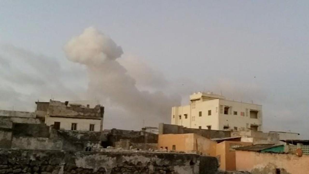 Somali'de ikiz bombalı saldırı!