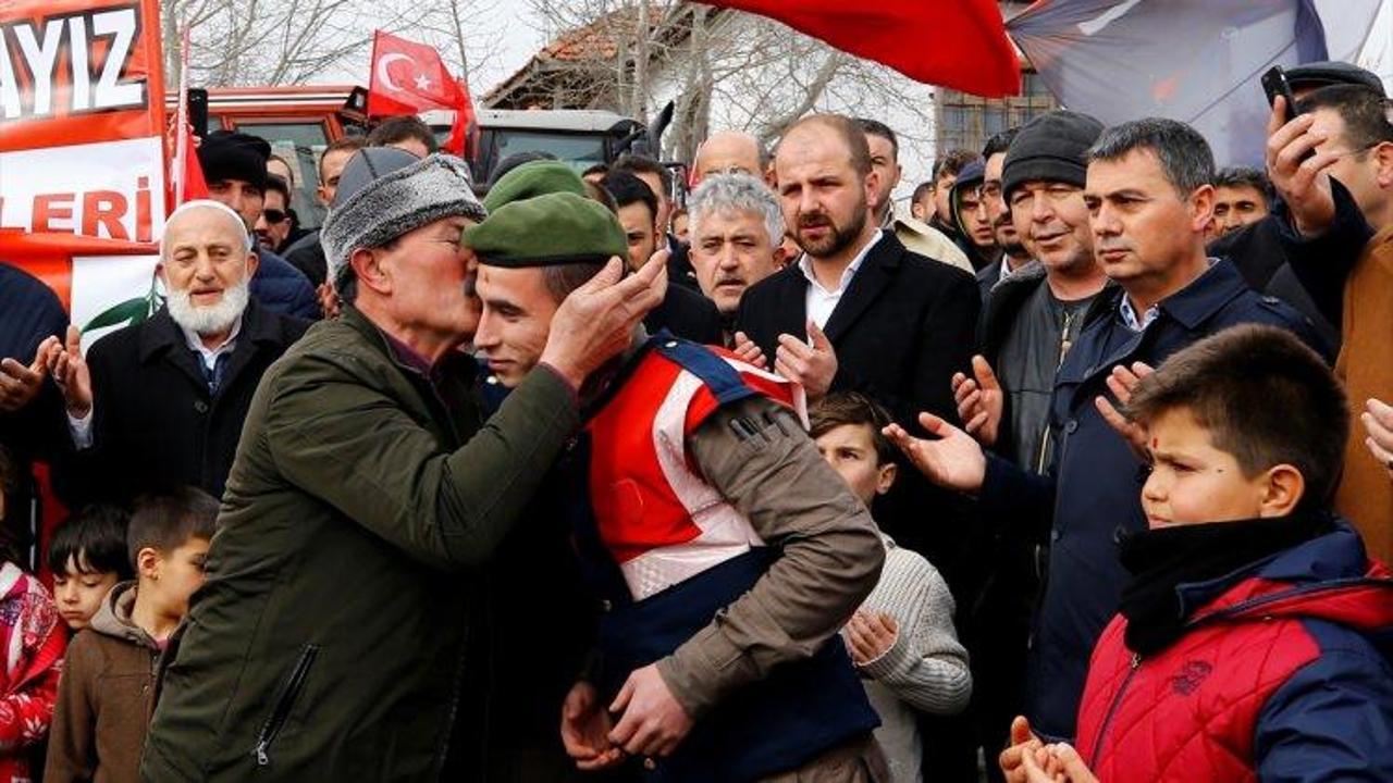 Gölbaşı'nda Mehmetçiğe destek konvoyu