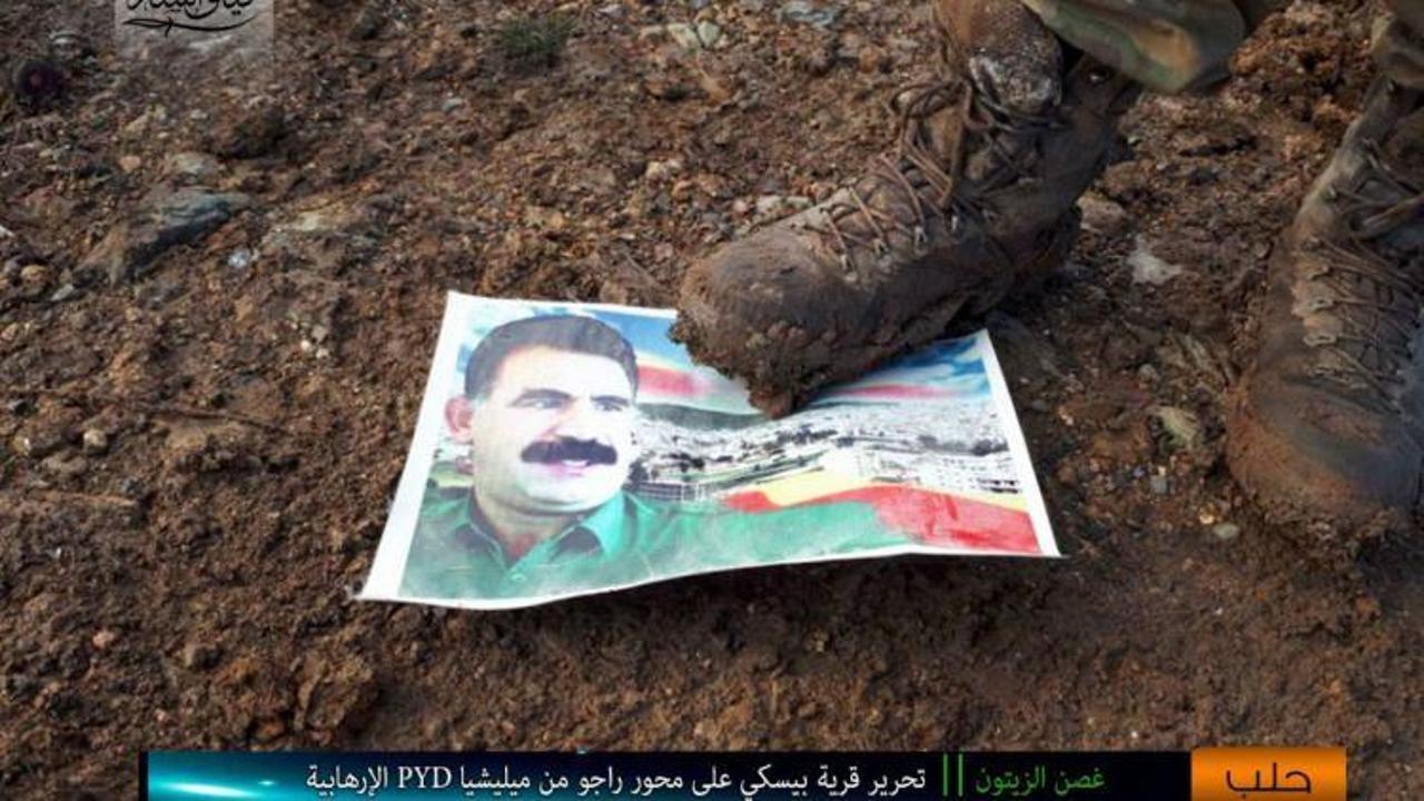 Afrin'de geri çekilen YPG'den "Öcalan" kararı