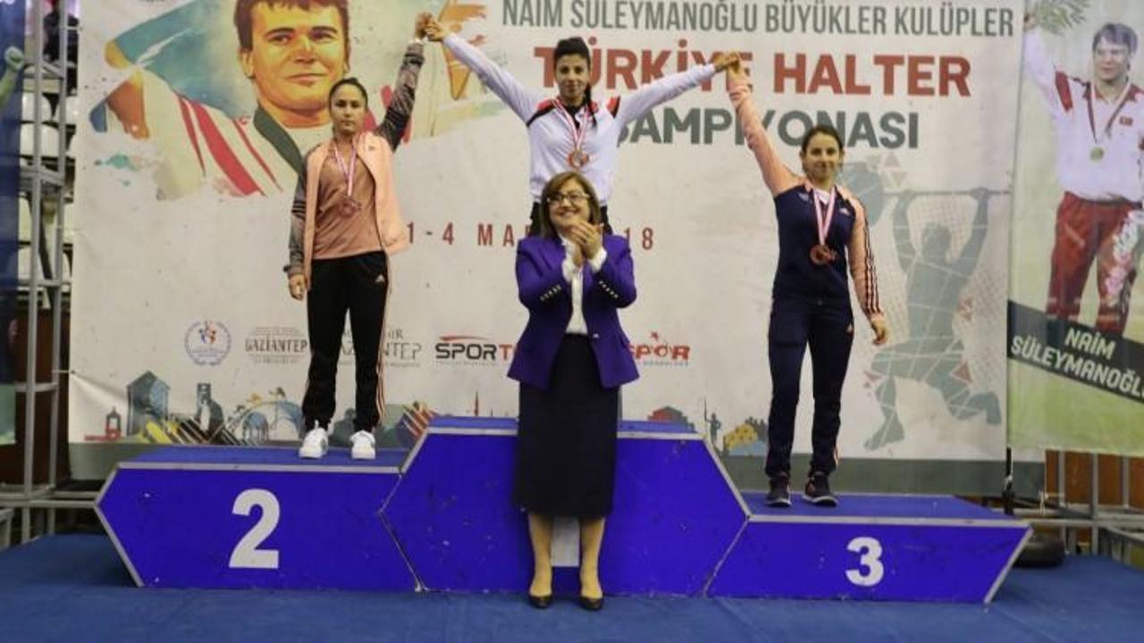 Naim Süleymanoğlu Şampiyonası G.Antep'te başladı