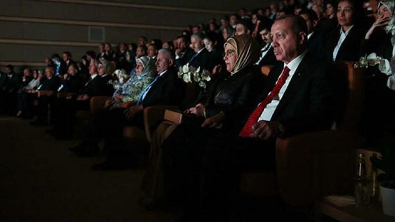 Erdoğan, Gurbet Kuşları filminin galasına katıldı