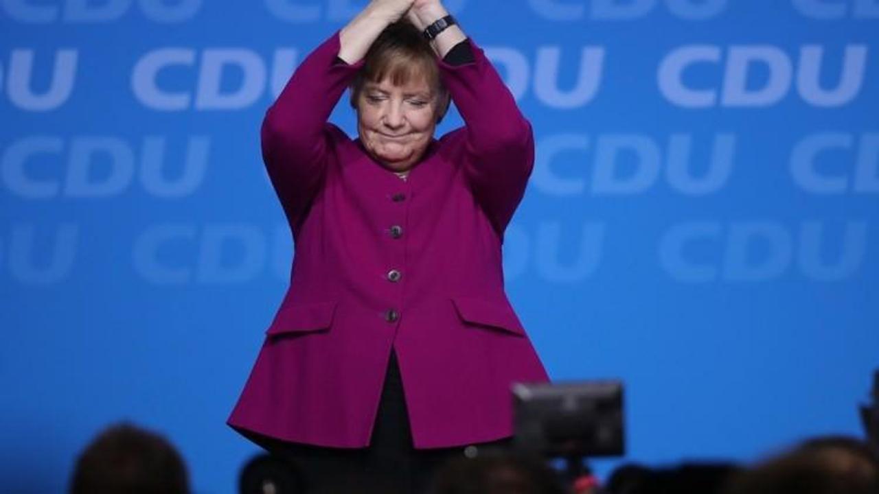 Oylama sona erdi! Merkel yeniden Başbakan