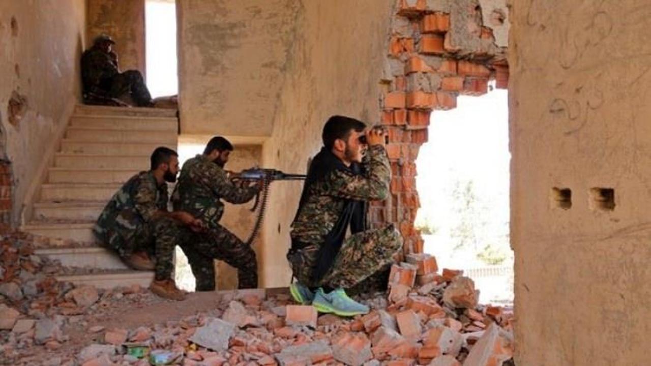 Siviller Afrin’de YPG ile çatışıyor!